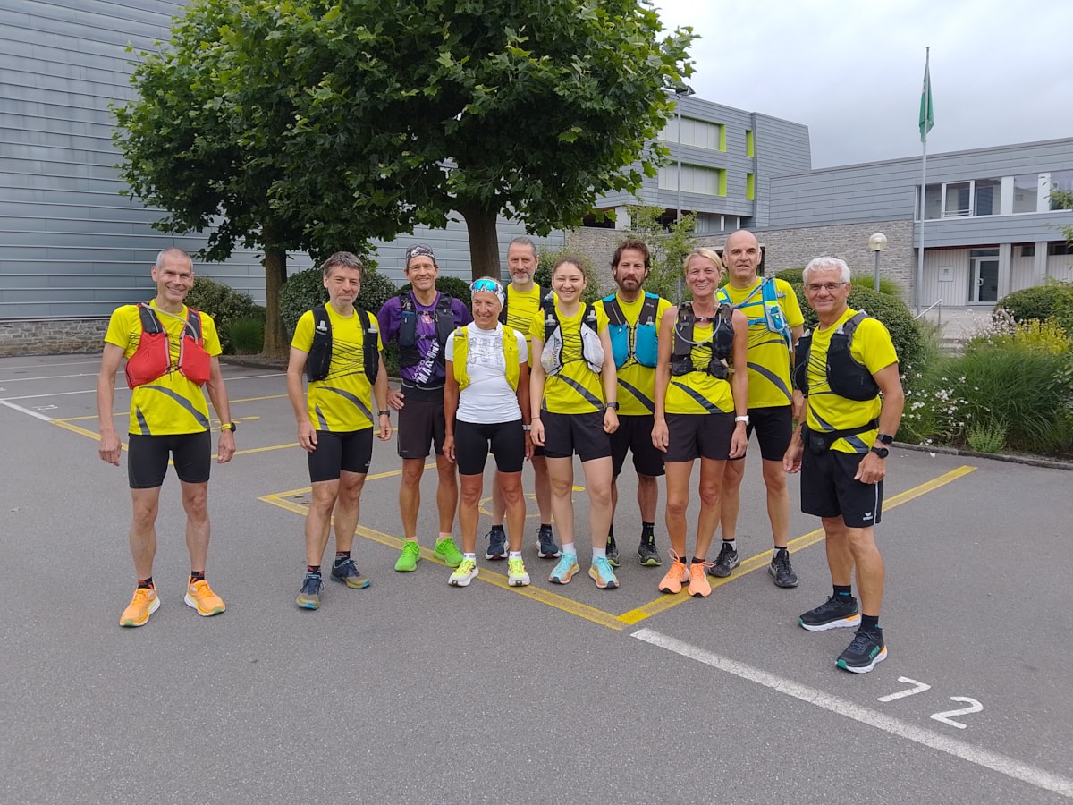 Start in Buchs: Baha, Roland, Patrick, Anita, Lars, Ursina, Fabian, Ingrid, Marco, Giovanni